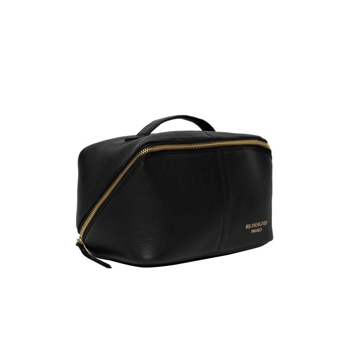 RE:Designed Project 9 - Lille Projekttaske i sort læder