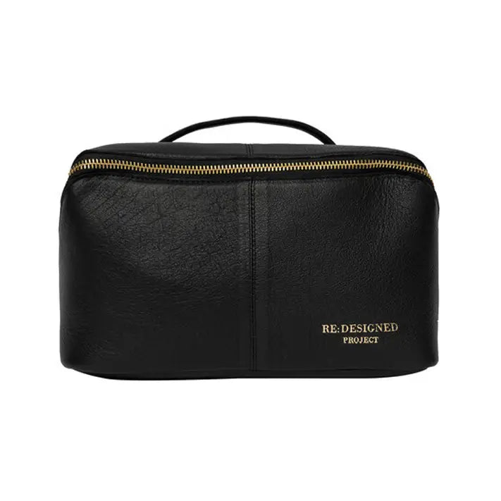 RE:Designed Project 9 - Lille Projekttaske i sort læder