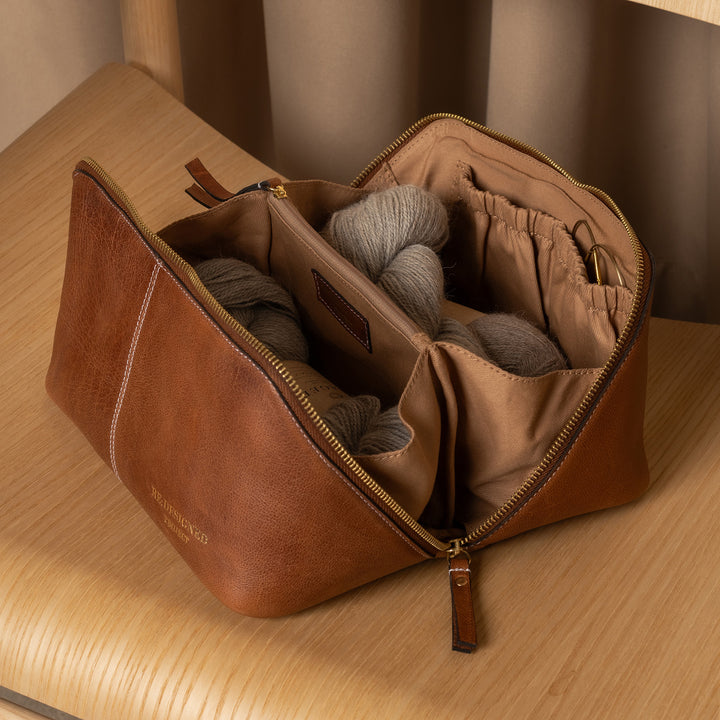 RE:Designed Project 9 - Lille Projekttaske i walnut læder