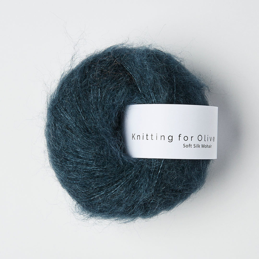 KFO Soft Silk Mohair - Dyb Petroleumsblå - Knitting for Olive garn