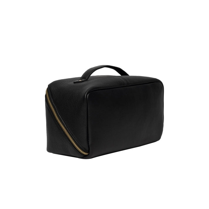 RE:Designed Project 9 - Lille Projekttaske i sort læder