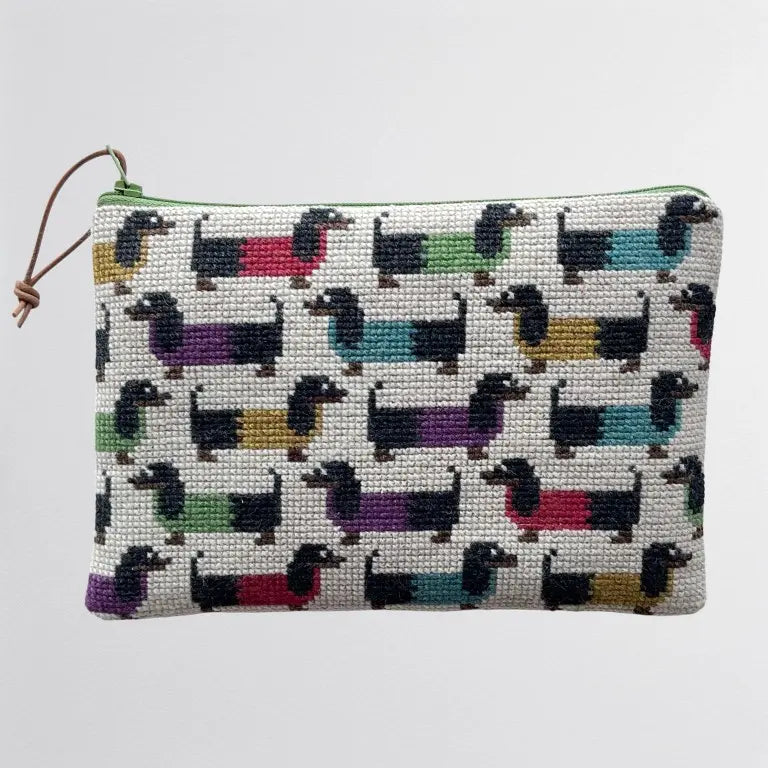 Baldyre - Røde Hunde Clutch - Broderikit til taske